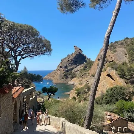 Διαμέρισμα Leslielou T2 *